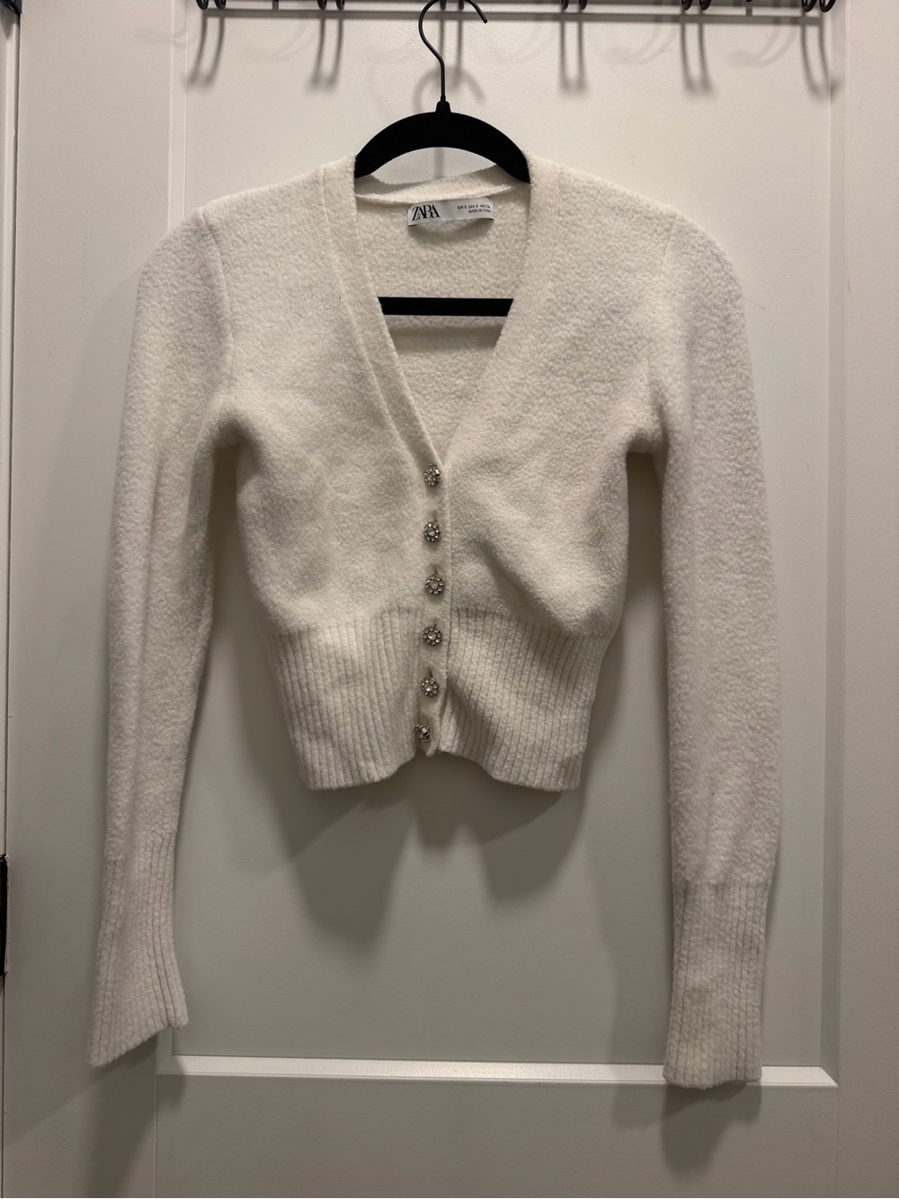Zara Cream V-Neck Button-Up Cropped Cardigan